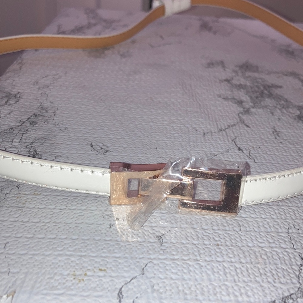 Small thin belt